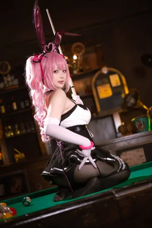 屿鱼《[Patreon] 2023年12月套图会员合集》主题写真：57张全套美图