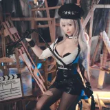 芋圆侑子《甘古特监狱服》主题写真：12张全套美图
