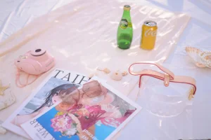 桜满三时《碧蓝航线 大凤 泳装》主题写真：135张全套美图