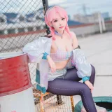 宮本桜《蓝毒》主题写真：16张全套美图