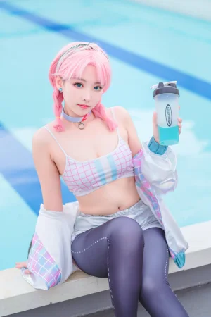 宮本桜《蓝毒》主题写真：16张全套美图
