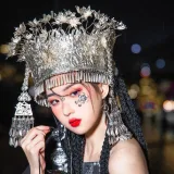 瓦斯塔亚小龙虾《苗疆女子》主题写真：18张全套美图