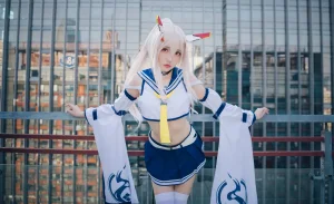 瓜希酱《绫波》主题写真：20张全套美图