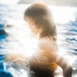 清青琴玖《搁浅》主题写真：23张全套美图