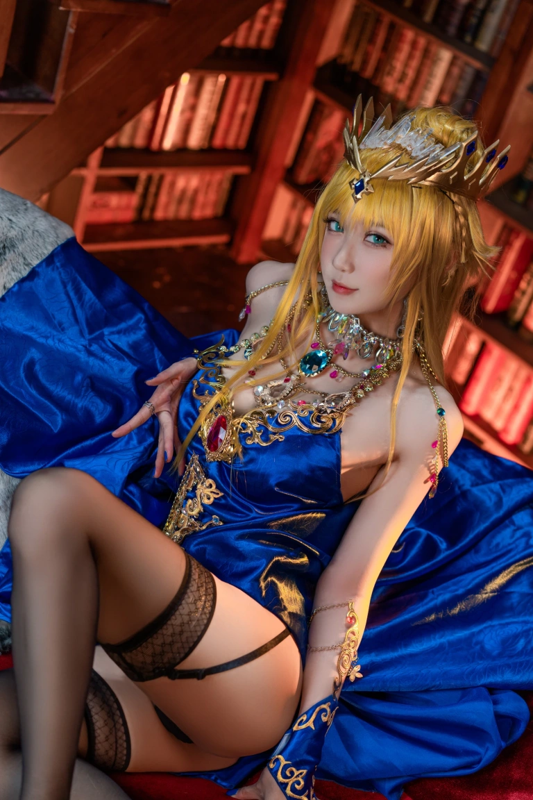 阿包也是兔娘《白枪呆同人睡衣》主题写真：25张全套美图