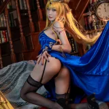 阿包也是兔娘《白枪呆同人睡衣》主题写真：25张全套美图