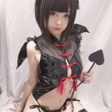 蜜汁猫裘《小恶魔自拍》主题写真：28张全套美图