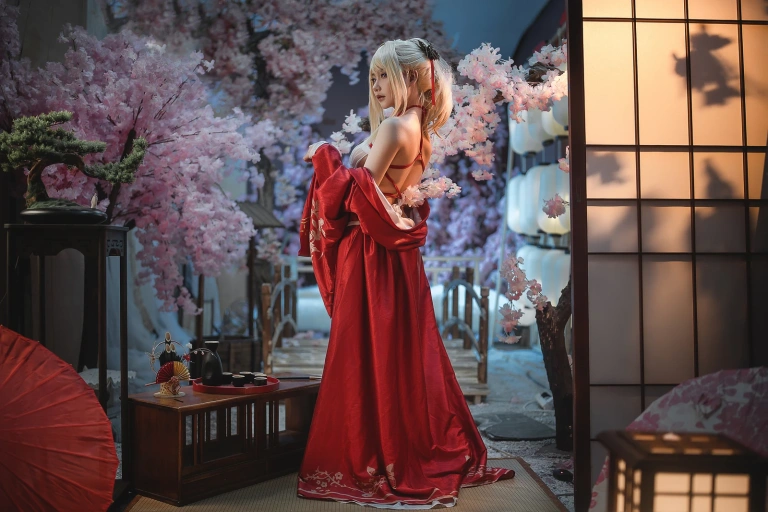 是一只熊仔《碧蓝航线 光荣》主题写真：30张全套美图