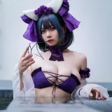 末夜《舰长 柴郡泳装》主题写真：31张全套美图