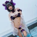 末夜《舰长 柴郡泳装》主题写真：31张全套美图