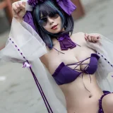 末夜《舰长 柴郡泳装》主题写真：31张全套美图