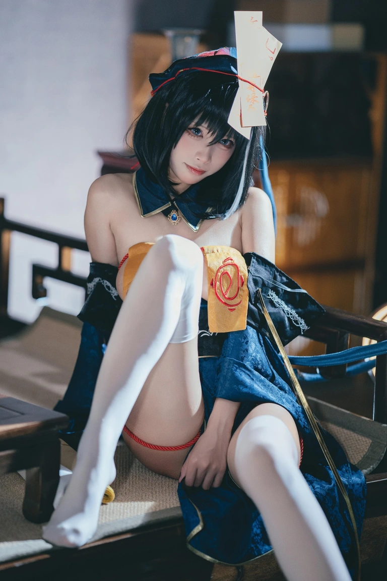 三無人型《华甲僵尸》主题写真：34张全套美图