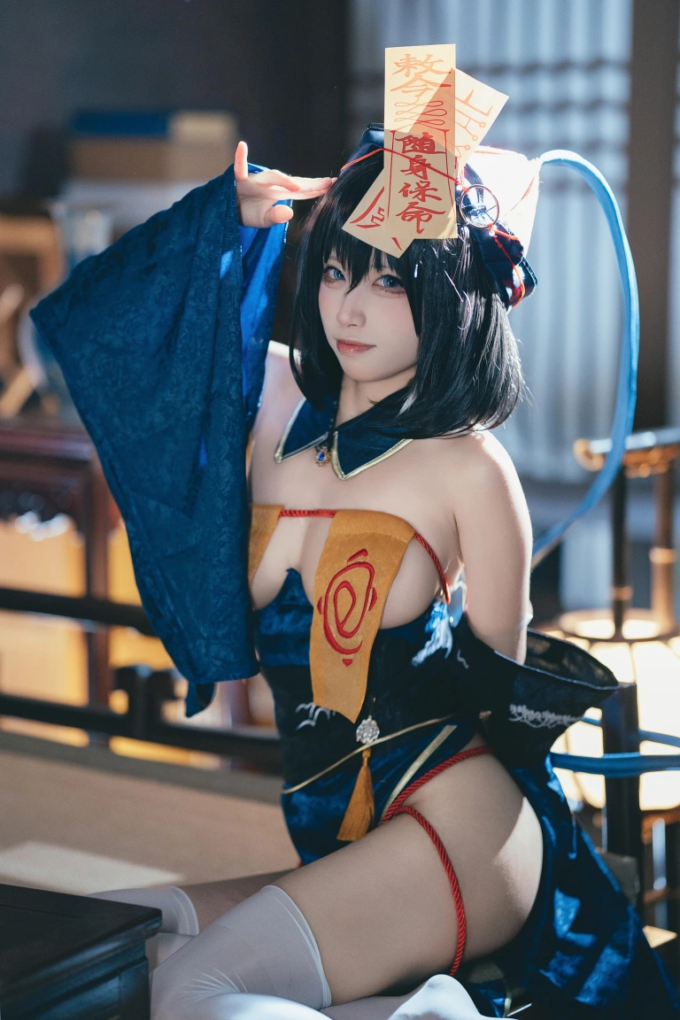 三無人型《华甲僵尸》主题写真：34张全套美图