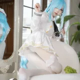 矢量鱼《碧蓝航线 雅努斯水手服》主题写真：38张全套美图