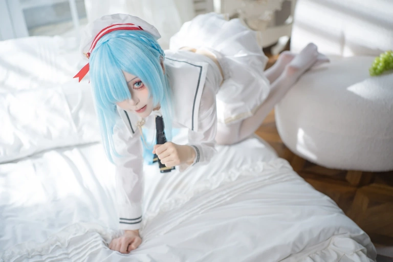 矢量鱼《碧蓝航线 雅努斯水手服》主题写真：38张全套美图