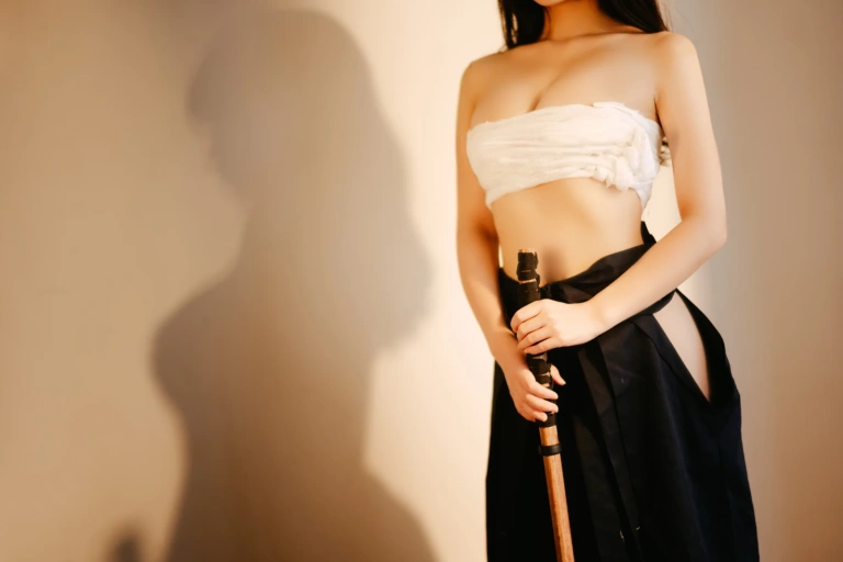 汪知子《最后的武士》主题写真：40张全套美图