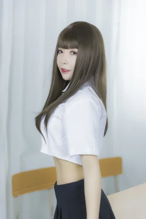 抱走莫子《等你下课》主题写真：42张全套美图