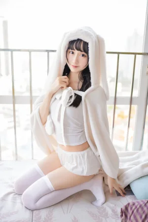 木棉棉《浴巾兔子》主题写真：42张全套美图