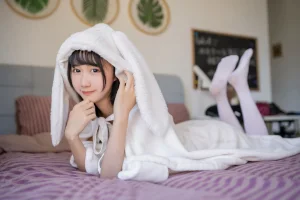 木棉棉《浴巾兔子》主题写真：42张全套美图