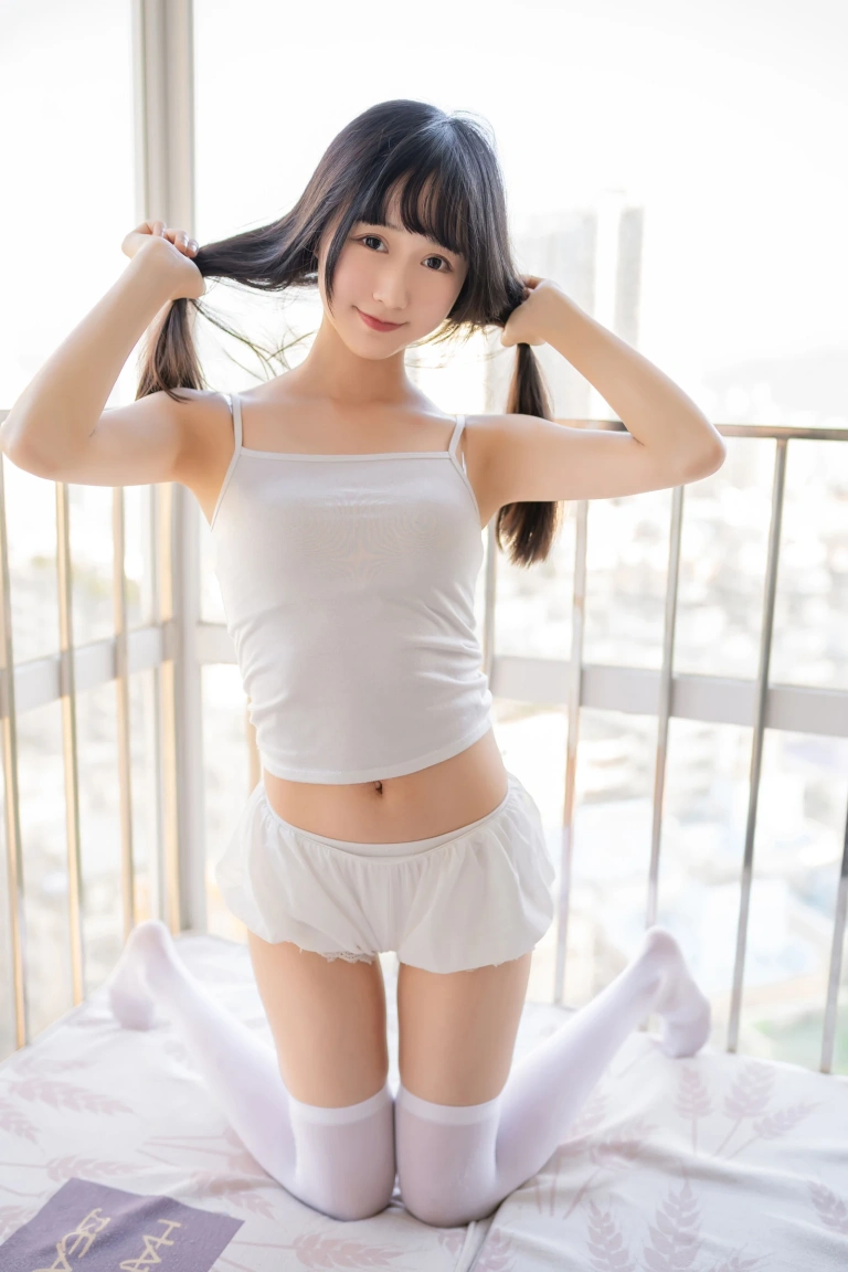 木棉棉《浴巾兔子》主题写真：42张全套美图