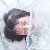 桜桃喵《初雪》主题写真：45张全套美图