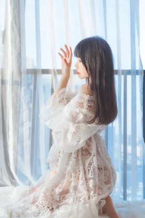 桜桃喵《初雪》主题写真：45张全套美图