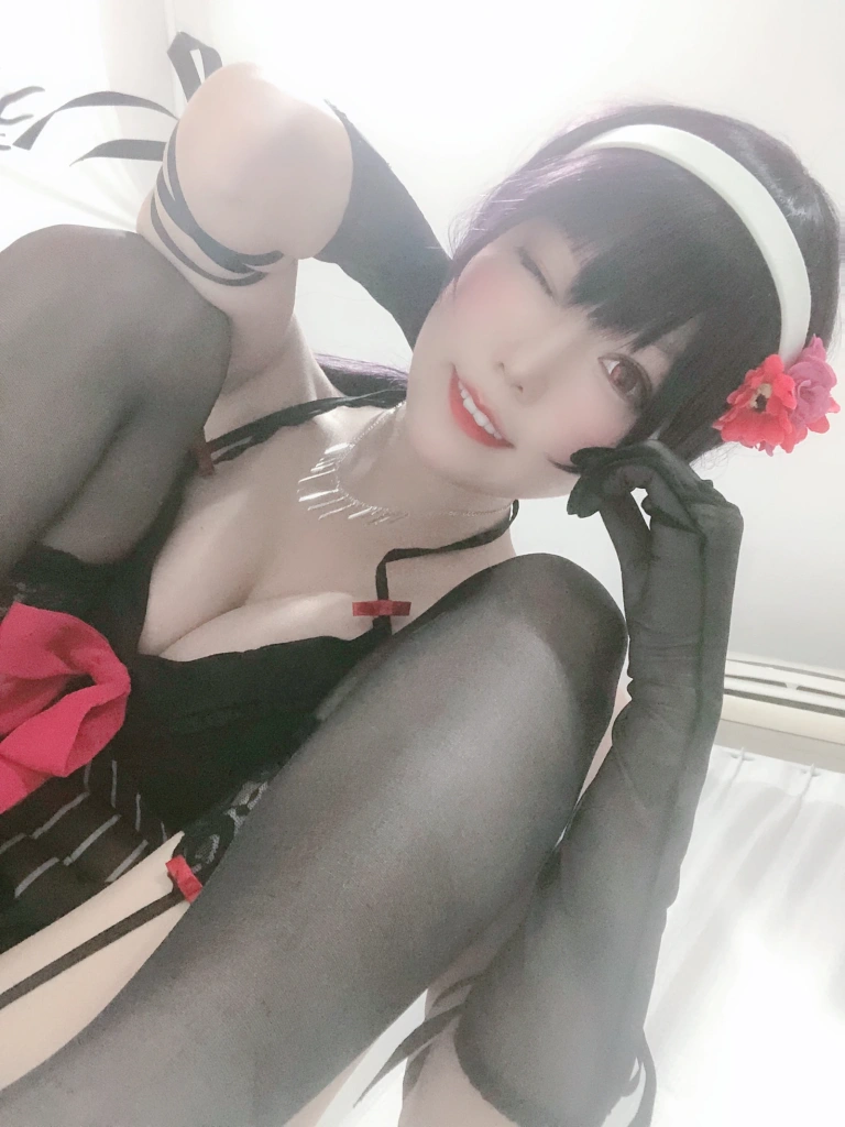 香草喵露露《诗羽学姐睡衣 自拍》主题写真：45张全套美图