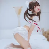 仙女月《白猫少女》主题写真：50张全套美图