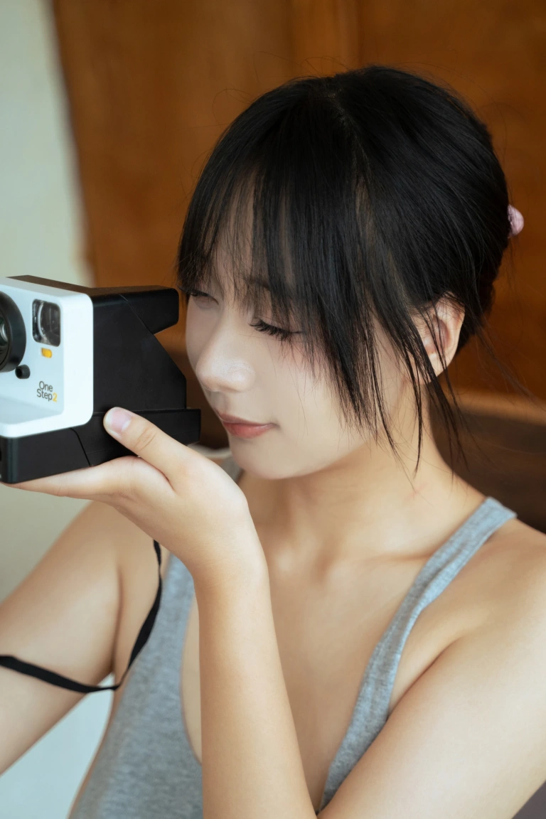 浅安安《椰奶》主题写真：60张全套美图