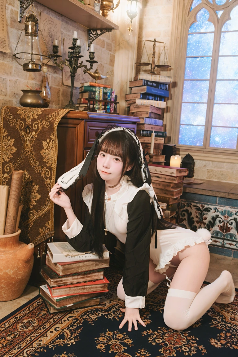 可可小白兔《谁家的小恶魔呀》主题写真：65张全套美图