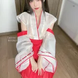 布丁大法《C4莓果挞》主题写真：62张全套美图，含4个视频