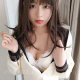 迷之呆梨《Fantia 2022年03月会员合集（10期）》主题写真：216张全套美图，含7个视频