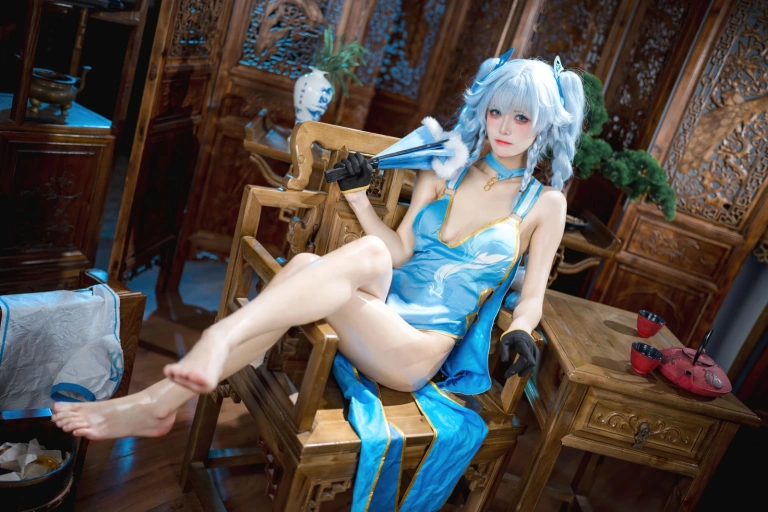 九柒喵《PA15 翠雀媚》主题写真：36张全套美图