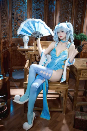 九柒喵《PA15 翠雀媚》主题写真：36张全套美图