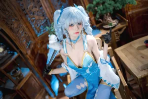 九柒喵《PA15 翠雀媚》主题写真：36张全套美图