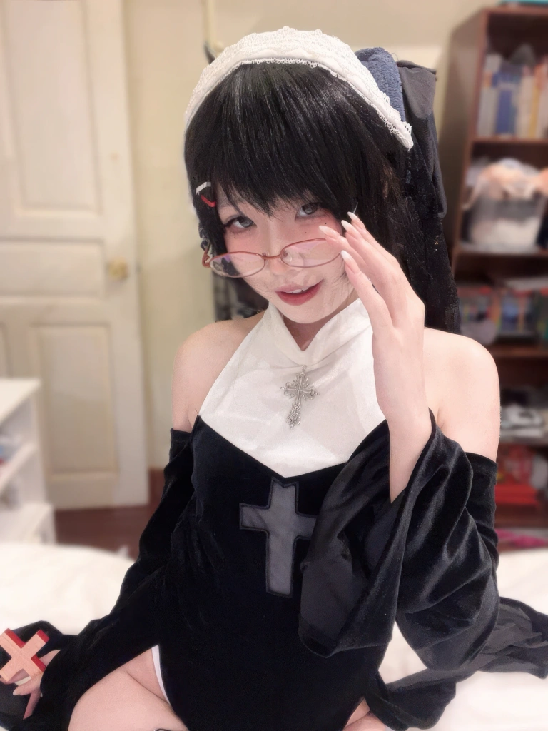 清水凪《修女的祷告》主题写真：18张全套美图，含1个视频