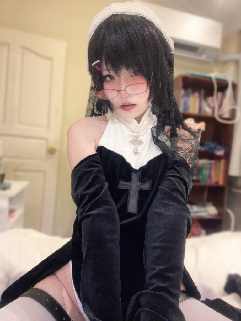 清水凪《修女的祷告》主题写真：18张全套美图，含1个视频