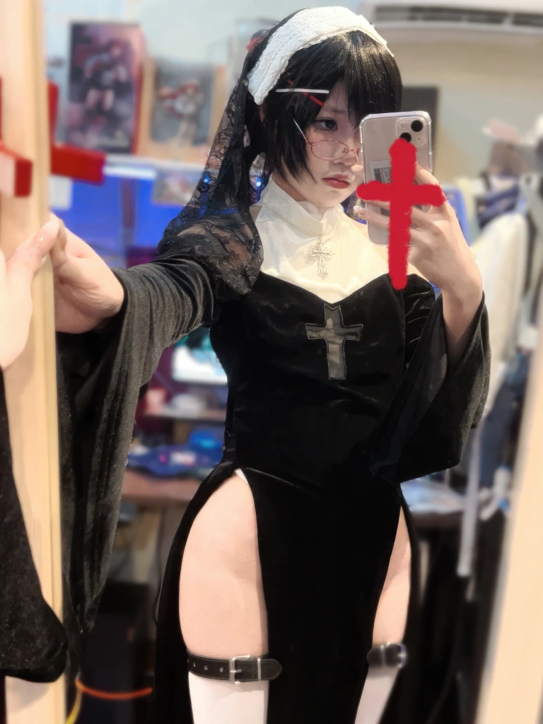 清水凪《修女的祷告》主题写真：18张全套美图，含1个视频
