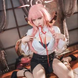 是一只熊仔《碧蓝档案 陆八魔爱瑠》主题写真：20张全套美图