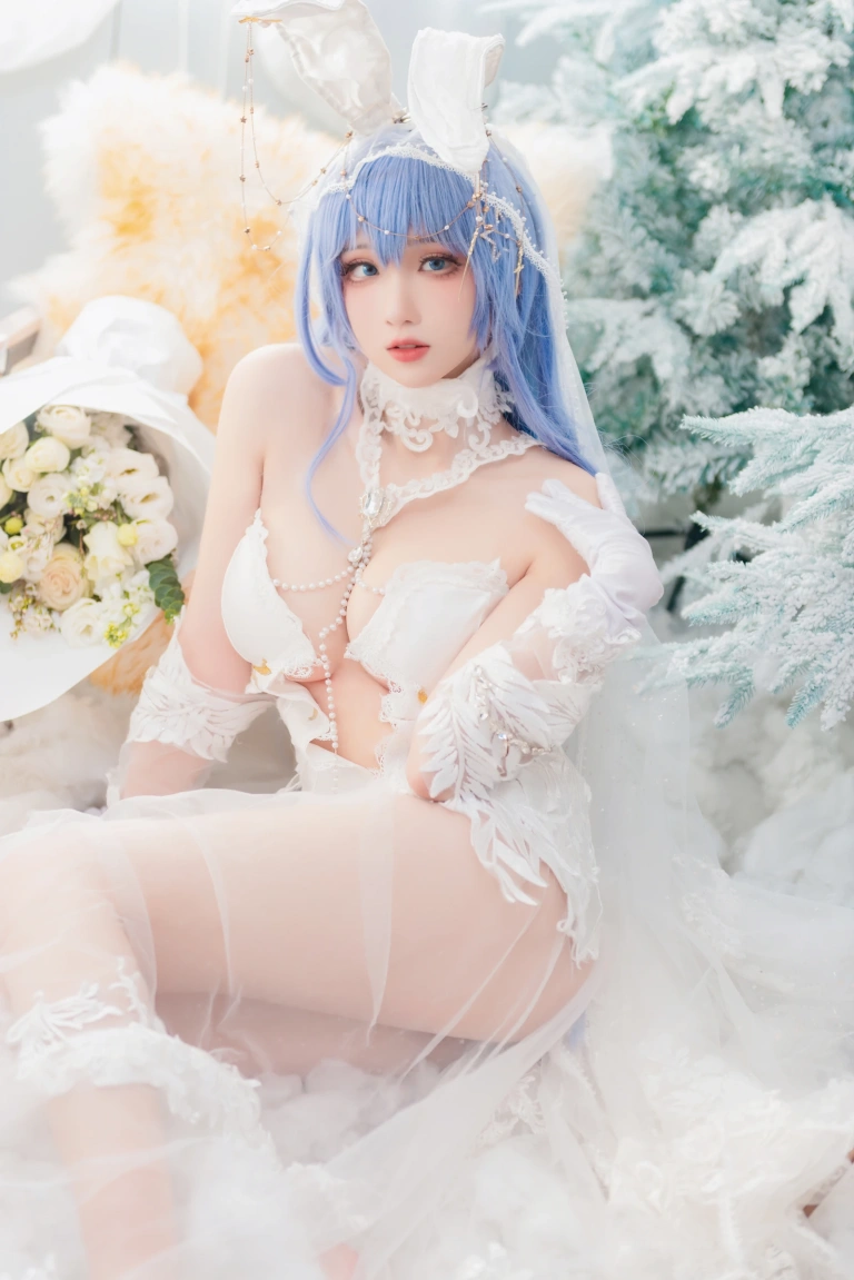 瓦斯塔亚小龙虾《碧蓝航线 新泽西 花园白雪之仪》主题写真：26张全套美图
