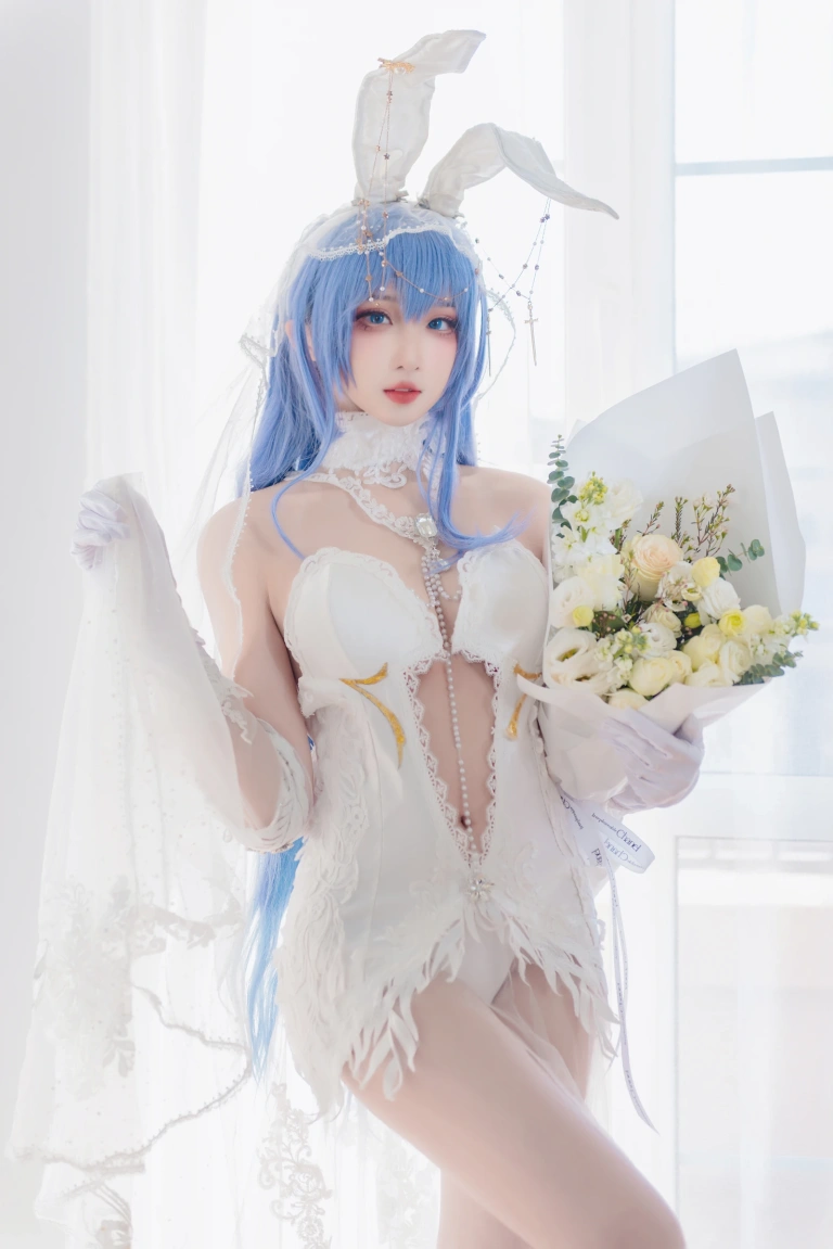 瓦斯塔亚小龙虾《碧蓝航线 新泽西 花园白雪之仪》主题写真：26张全套美图