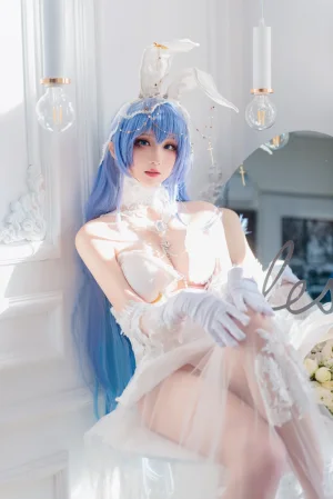 瓦斯塔亚小龙虾《碧蓝航线 新泽西 花园白雪之仪》主题写真：26张全套美图