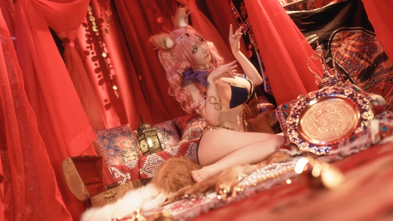 是三不是世《玉藻前舞娘》主题写真：28张全套美图