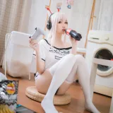 焖焖碳《绫波 宅版本》主题写真：29张全套美图