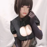 蜜汁猫裘《兔子护士》主题写真：30张全套美图