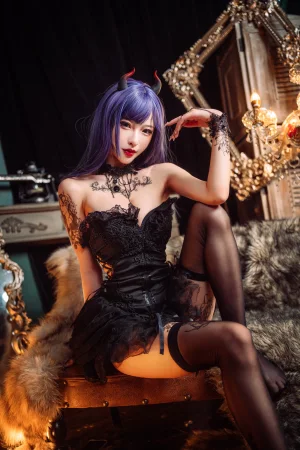 清水由乃《暗黑纹身》主题写真：30张全套美图