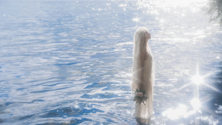 清青琴玖《你心似海》主题写真：32张全套美图