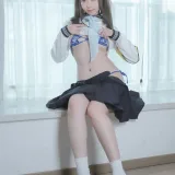 朝霧愛《风纪委员》主题写真：40张全套美图
