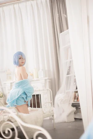 末夜《舰长 蕾姆》主题写真：42张全套美图