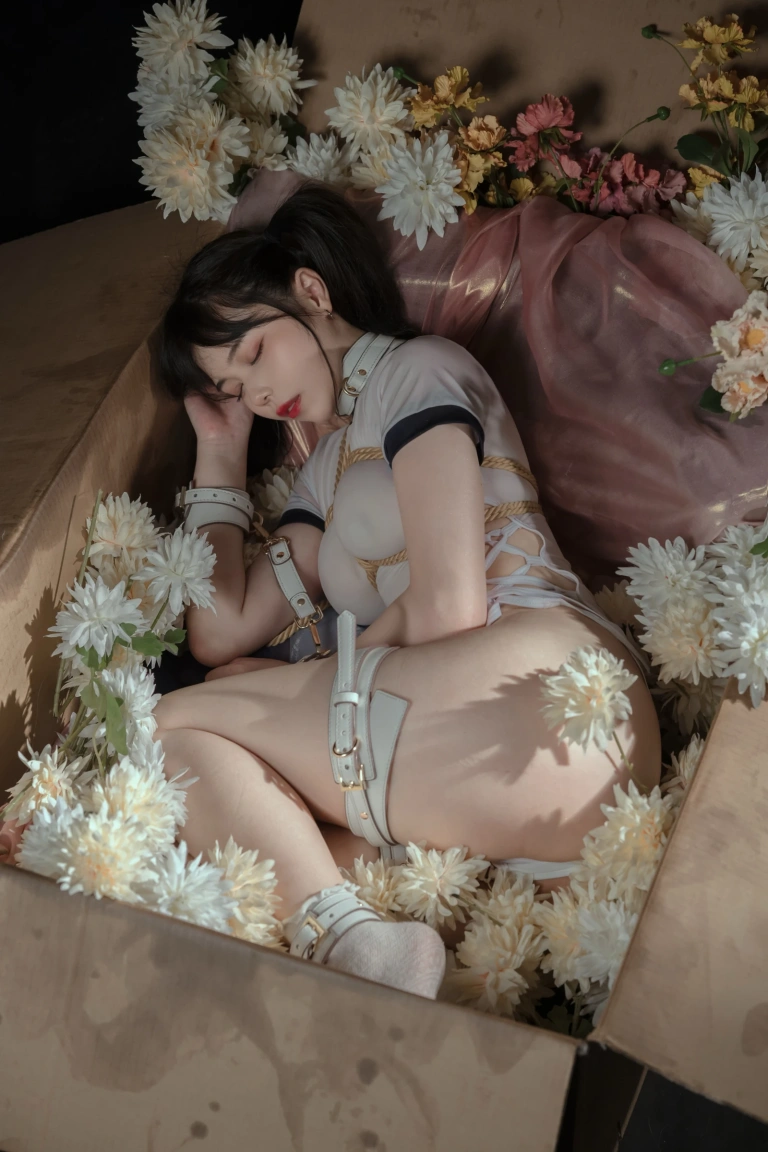 七月喵子《体操服》主题写真：43张全套美图